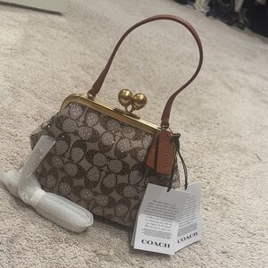 Coach Kisslock Frame Bag 16 Crystal Signature Jacquard